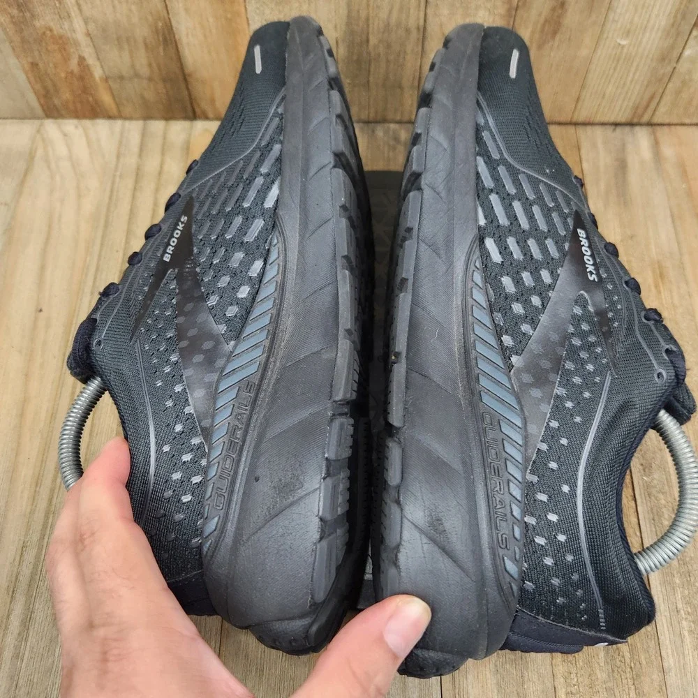 Brooks Adrenaline GTS 21 Womens 10 Wide D Triple Black Running Shoes 1203291D020